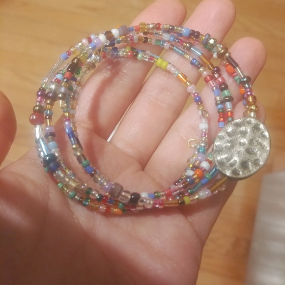 Bracelets - Picture 4 of 8